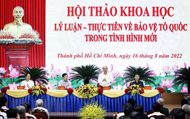 Giữ vững sự lãnh đạo trực tiếp, tuyệt đối về mọi mặt của Đảng đối với sự nghiệp bảo vệ Tổ quốc