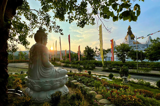Bảo tháp Mandala Tây Thiên: Bản giao hòa linh khí đất trời trong tiết Vu lan tháng Bảy