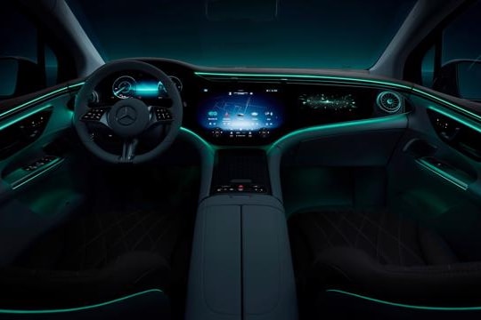 Mercedes-Benz EQE lộ ảnh nội thất