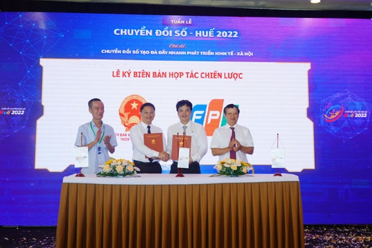 Thứ trưởng Bộ TT&TT Nguyễn Huy Dũng dự Tuần lễ chuyển đổi số tại tỉnh TT-Huế
