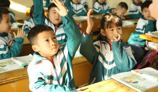Năm học 2022-2023: Bộ GD-ĐT chỉ đạo khắc phục việc thiếu giáo viên, mua sách cho học sinh khó khăn