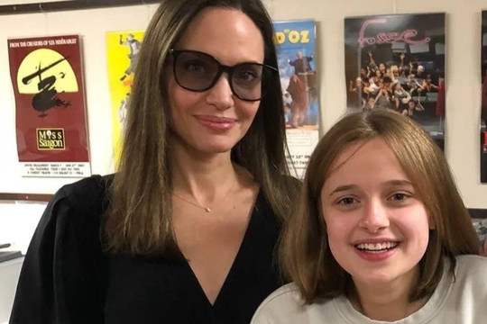 Con gái út trở thành tâm điểm chú ý giữa vụ ồn ào Brad Pitt bạo hành Angelina Jolie