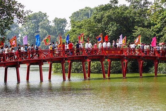 Hà Nội nâng cao chất lượng dịch vụ, sản phẩm du lịch thu hút khách quốc tế