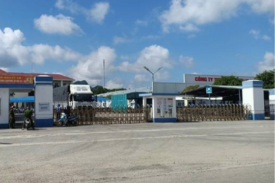Nữ công nhân bị xe nâng cán tử vong