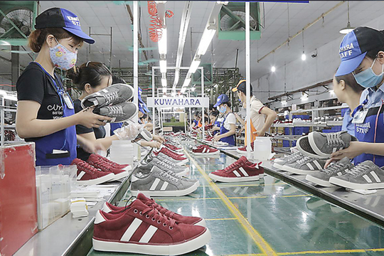 Xuất khẩu giày dép đạt trên 14 tỷ USD
