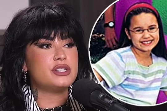 'Công chúa Disney' Demi Lovato tiết lộ việc bắt đầu uống rượu và sử dụng chất gây nghiện ở tuổi 13