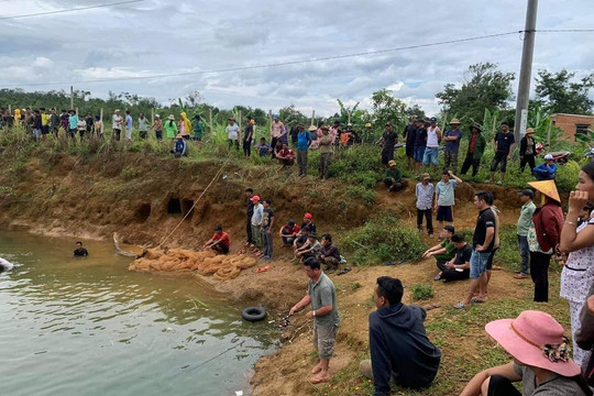 Đắk Lắk: Hai anh em sinh đôi đuối nước thương tâm