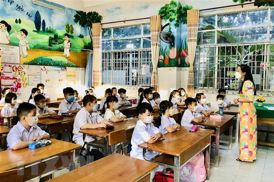 Bộ Giáo dục và Đào tạo yêu cầu các trường công khai các khoản thu, chi đầu năm học