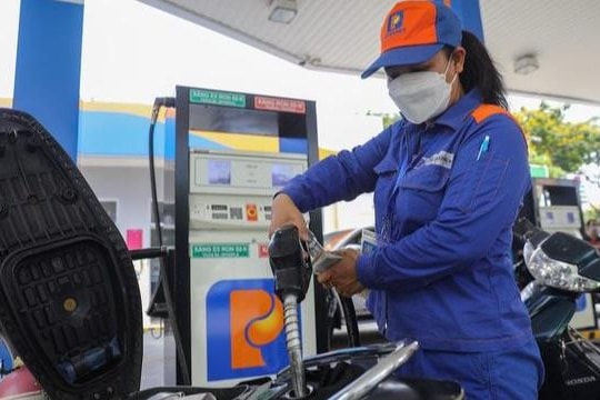 Kiểm tra, xử lý ngay lập tức cây xăng găm hàng, đóng cửa