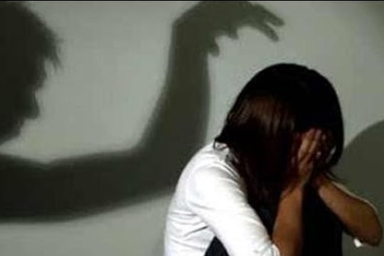 Ba lần quan hệ tình dục với bạn gái 12 tuổi