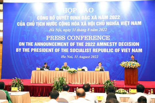 Đặc xá cho hơn 2.400 phạm nhân dịp Quốc khánh nước CHXHCN Việt Nam