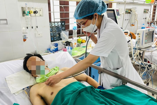 Người đàn ông mờ mắt, khó thở sau 3 ngày liên tục uống rượu