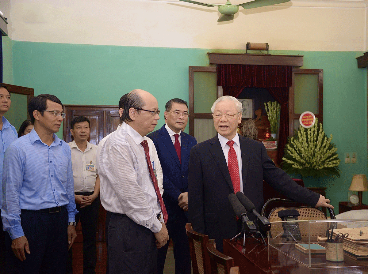Học tập và làm theo Bác là việc làm không thể thiếu đối với toàn Đảng, toàn dân