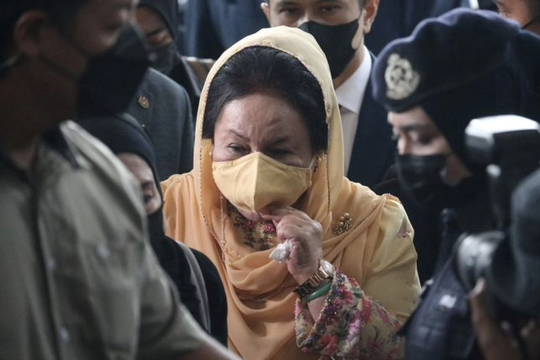 Vụ bê bối Quỹ 1MDB: Phu nhân cựu Thủ tướng Malaysia Najib Razak bị kết án tù 10 năm