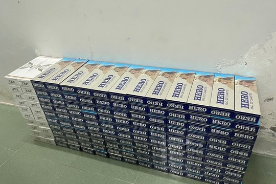 Kiên Giang: Tạm giữ hàng ngàn bao thuốc lá lậu