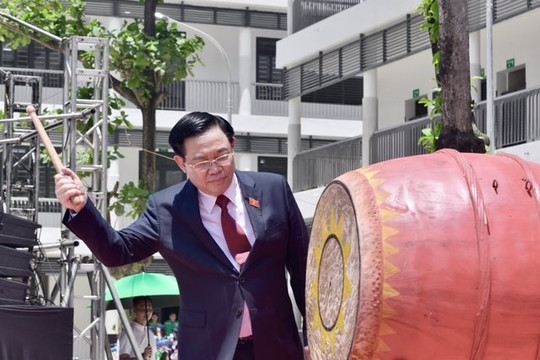 Chăm lo, giáo dục thật tốt cho các em học sinh là chìa khóa hướng tới tương lai