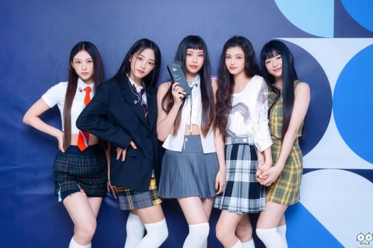 Tân binh của Kpop bất ngờ đánh bại BlackPink, TWICE