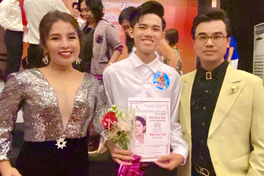 Chàng sinh viên năm 3, Trường Đại học Kinh tế Tài chính TP.HCM đạt Giải nhất Cuộc thi Tài năng sân khấu điện ảnh 2022