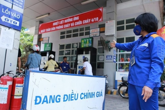 Bộ Công Thương đảm bảo nguồn cung và điều hành giá xăng dầu