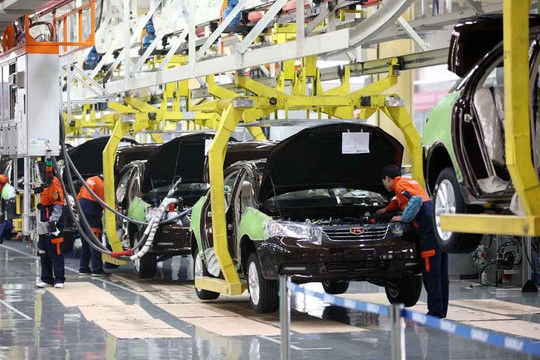 Sản xuất công nghiệp tiếp đà tăng trưởng mạnh