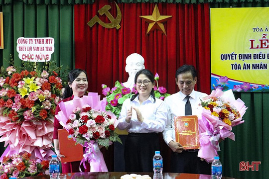 Trao quyết định bổ nhiệm Chánh án TAND huyện Can Lộc