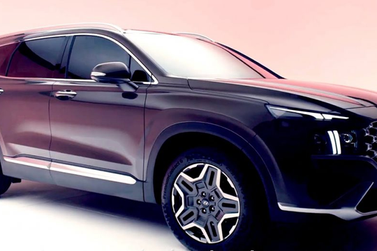 Hyundai Santa Fe 2023 tiếp tục lộ diện với kiểu dáng như Land Rover