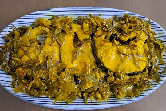 Bí quyết làm món cá lóc kho khế và lá nghệ không tanh, dậy mùi thơm