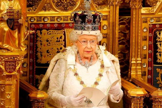 Nữ hoàng Elizabeth II - Vị quân vương trị vì lâu nhất trong lịch sử nước Anh