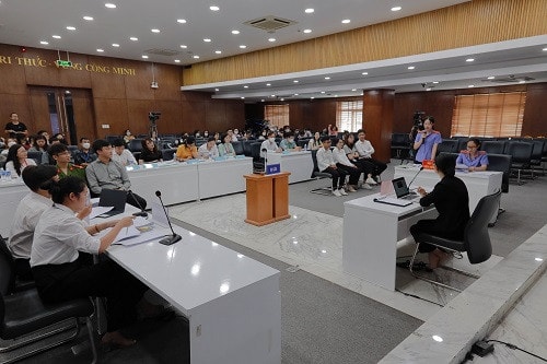 Chung kết cuộc thi Phiên tòa hình sự giả định về “Xét xử vụ án vi phạm  quy định về bảo vệ động vật nguy cấp, quý, hiếm”