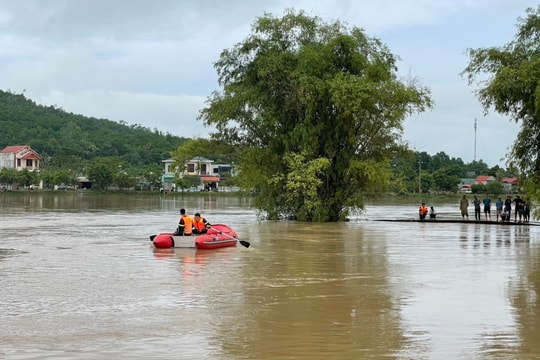 Thanh Hoá: Tìm thấy thi thể người đàn ông bị nước lũ cuốn trôi