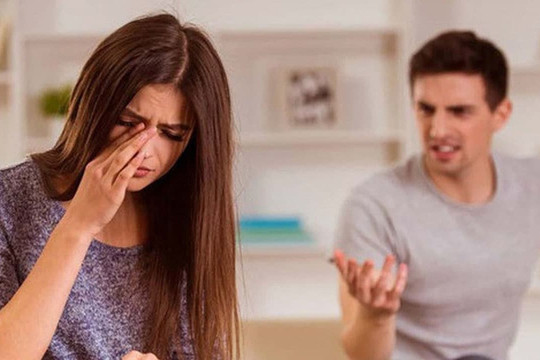 Phẫu thuật thẩm mỹ làm đẹp lại khuôn mặt sau bao năm vất vả, thế nhưng vừa thấy mặt tôi chồng đã đòi bỏ nhà ra đi