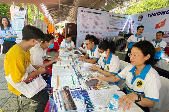Rà soát sai sót trong đăng ký xét tuyển cho các thí sinh trúng tuyển đại học sớm