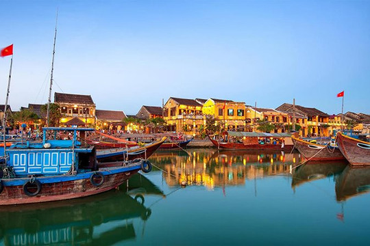 Việt Nam nằm top điểm đến 'có tất cả, giá lại rẻ'