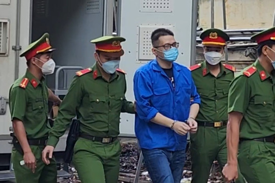 Hacker Nhâm Hoàng Khang hầu tòa