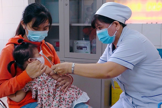 TP.HCM: Nguy cơ dịch sởi bùng phát mạnh do thiếu vaccine