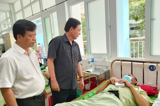 Bình Định: Yêu cầu khẩn trương điều tra vụ sập tường khiến 5 người chết, 6 người bị thương
