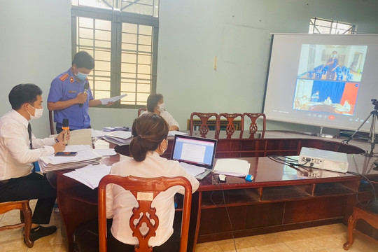 TAND TP Dĩ An, tỉnh Bình Dương: ﻿﻿Tổ chức 22 phiên họp trực tuyến trong ngày