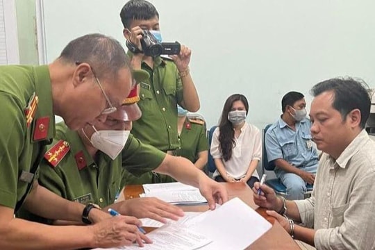 Bình Dương: Bắt tạm giam chủ quán karaoke An Phú