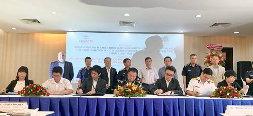 Khuyến khích doanh nghiệp tự nguyện tuân thủ pháp luật hải quan