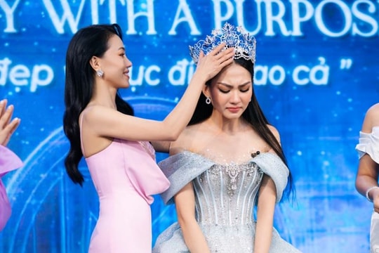 Miss World Vietnam 2022 bị chỉ trích nặng nề sau vụ Hoa hậu Mai Phương đấu giá vương miện