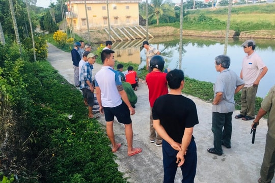 Tá hỏa phát hiện thi thể học sinh lớp 9 ở trạm bơm 