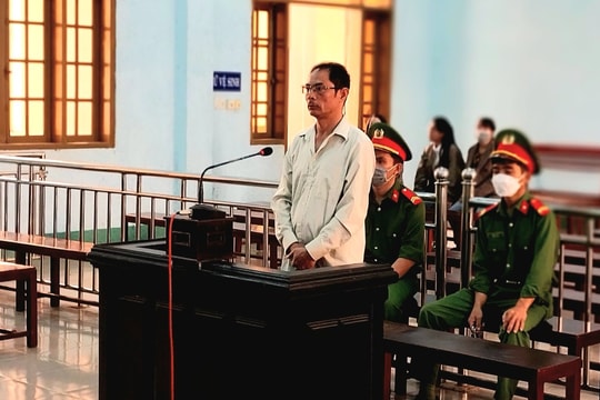 Lĩnh 8 năm tù vì tàng trữ 29.500 bao thuốc lá lậu