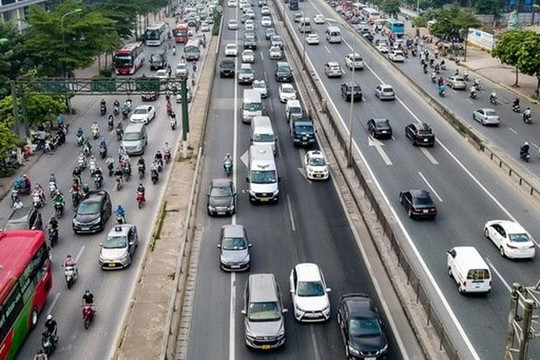 Hà Nội: Sẽ phạt nguội xe đi vào làn khẩn cấp trên vành đai 3