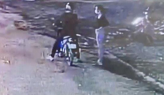 Tìm thấy bé gái 13 tuổi “mất tích” trong phòng trọ của nam thanh niên