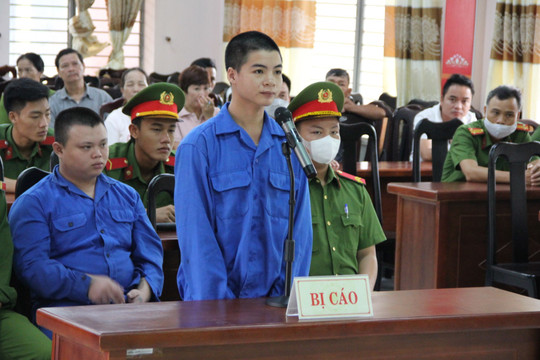 Sợ bị phát hiện, trộm dùng búa đóng đinh tấn công chủ nhà