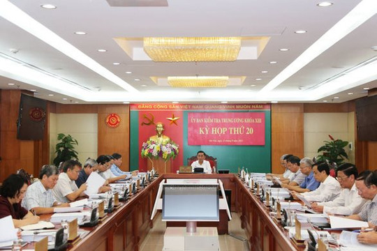 Cảnh cáo Ban Thường vụ Đảng ủy Viện Hàn lâm Khoa học xã hội Việt Nam nhiệm kỳ từ 2015 đến nay