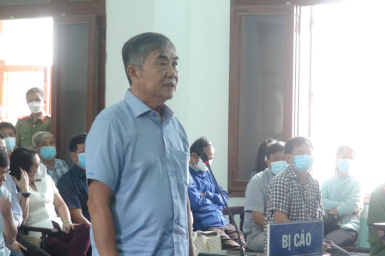 Hoãn phiên tòa xét xử cựu Phó Chủ tịch tỉnh Phú Yên và đồng phạm