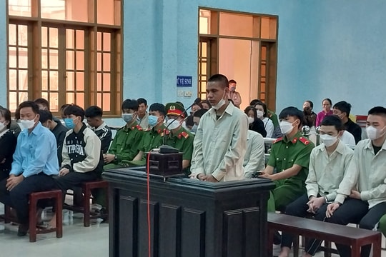 Nghịch tử đấm nhiều cái vào đầu khiến mẹ ruột tử vong