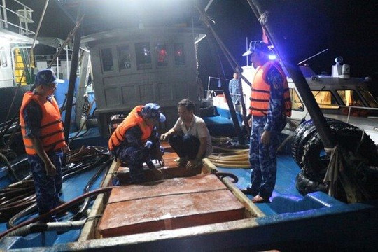 Phát hiện 80.000 lít dầu DO không rõ nguồn gốc