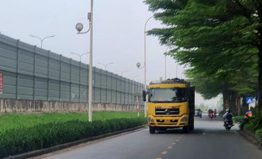 Đường gom cao tốc Pháp Vân - Cầu Giẽ có nguy cơ xuống cấp